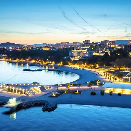 Zaloo, Luxury With Sea-view And Jacuzzi Apartamento