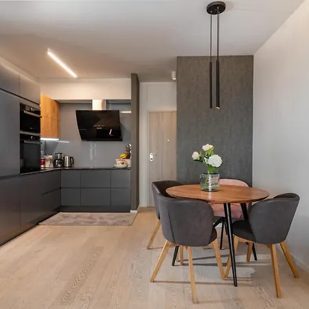 Zaloo, Luxury With Sea-view And Jacuzzi Apartamento