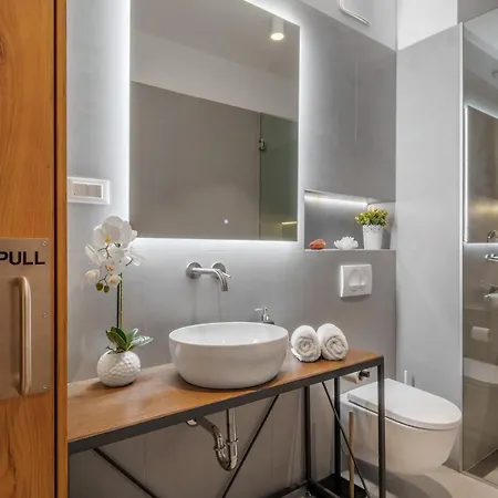 Zaloo, Luxury With Sea-view And Jacuzzi * スプリト