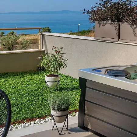 Zaloo, Luxury With Sea-view And Jacuzzi